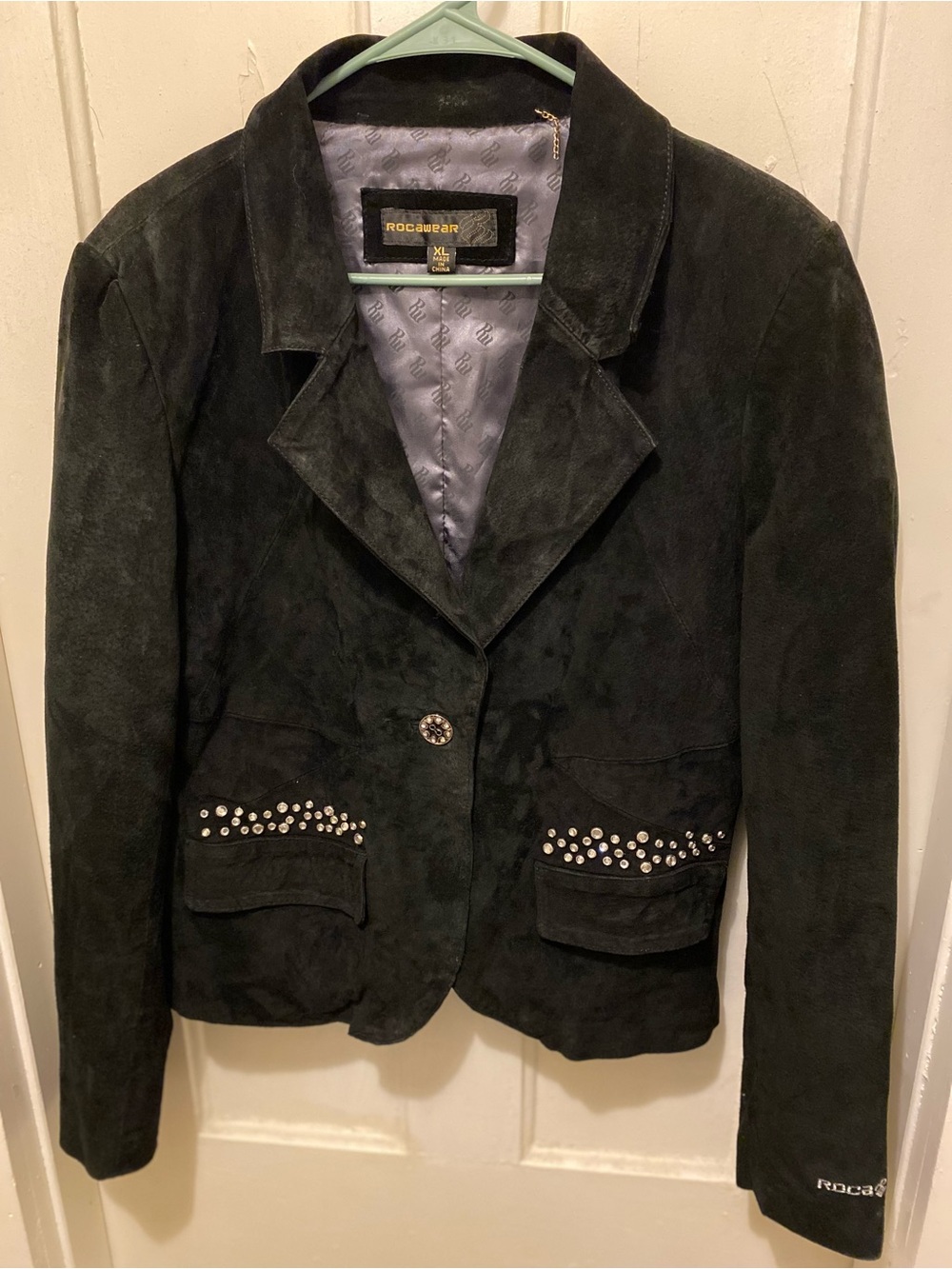 Rocawear Vintage Women's XL (fits small) Black Suede Leather Studded
Blazer